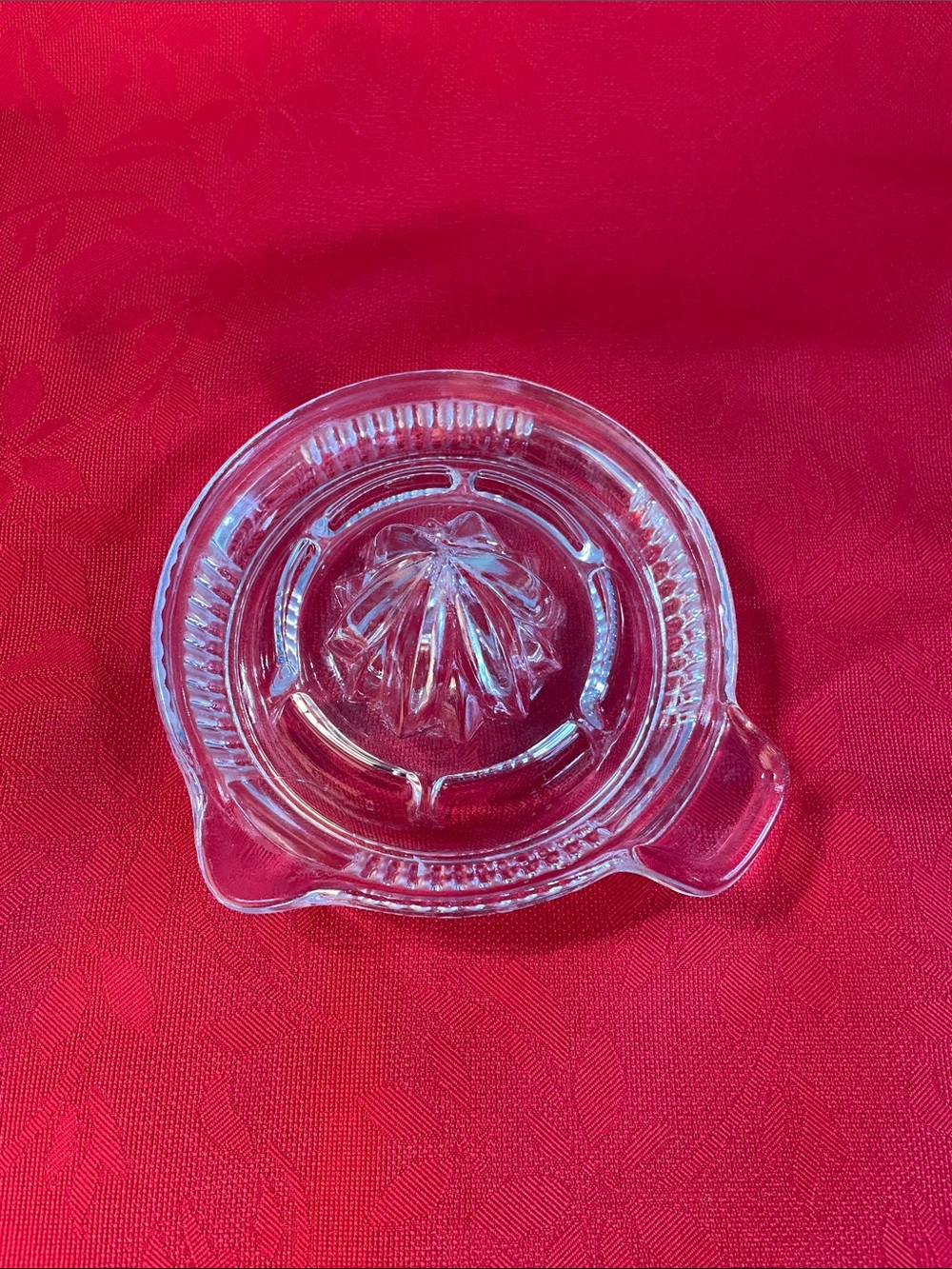 Clear Glass Citrus Juicer - Classic Manual Juicer